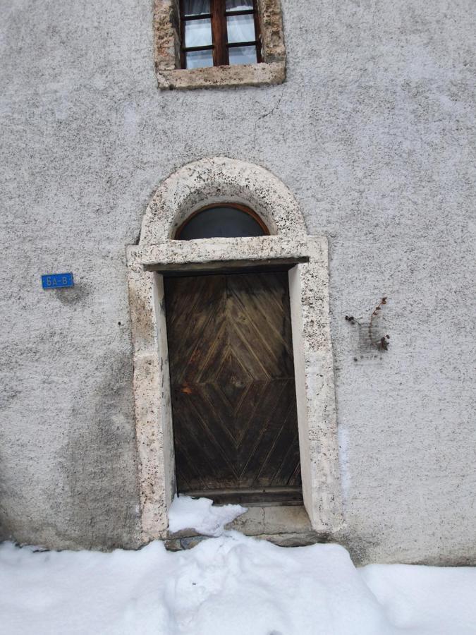 Bourg-Saint-Pierre : Le Cachet D'Antan Apartment Bagian luar foto